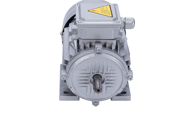 電機(jī)斷軸因什么而造成？